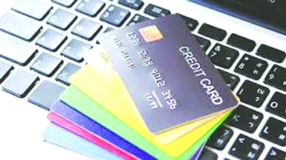 आईसीआईसीआई बैंक के 17 हजार यूजरों का क्रेडिट कार्ड डेटा लीक, बैंक ने कार्ड ब्लॉक किए