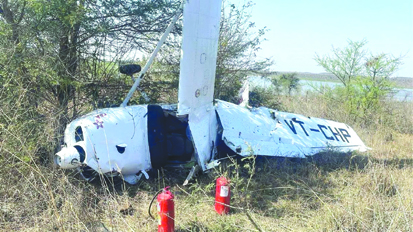 एमपी में विमान क्रैश, गुना एयरपोर्ट पर लैंडिंग के वक्त हादसा; महिला पायलट घायल