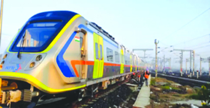 मेरठ मेट्रो का पहला ट्रेनसेट दुहाई एनसीआरटीसी डिपो पहुंचा, एक बार में 700 यात्री कर सकेंगे सफर
