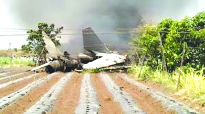 भारतीय वायुसेना का सुखोई लड़ाकू विमान दुर्घटनाग्रस्त, दोनों पायलट सुरक्षित