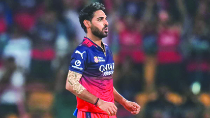 भुवनेश्वर कुमार ने रचा इतिहास, आईपीएल में सबसे ज्यादा विकेट लेने वाले बने दूसरे गेंदबाज 