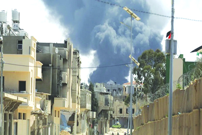 गाजा में आवासीय इमारत पर इजरायल ने किया घातक हवाई हमला, 29 लोगों की मौत; दर्जनों घायल
