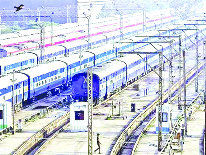  रेलवे ने दी यात्रियों को राहत : 20 ट्रेनों में जोड़े गए अतिरिक्त कोच, यात्रियों को सुगम यात्रा का मिलेगा लाभ