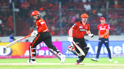 अभिषेक शर्मा के तूफान में उड़ा पंजाब, लगातार 4 हार के बाद हैदराबाद ने दर्ज की रिकार्ड जीत 