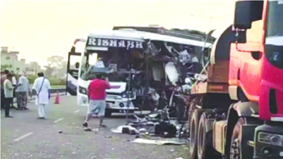 इंदौर की दो महिला यात्रियों की सड़क हादसे में मौत